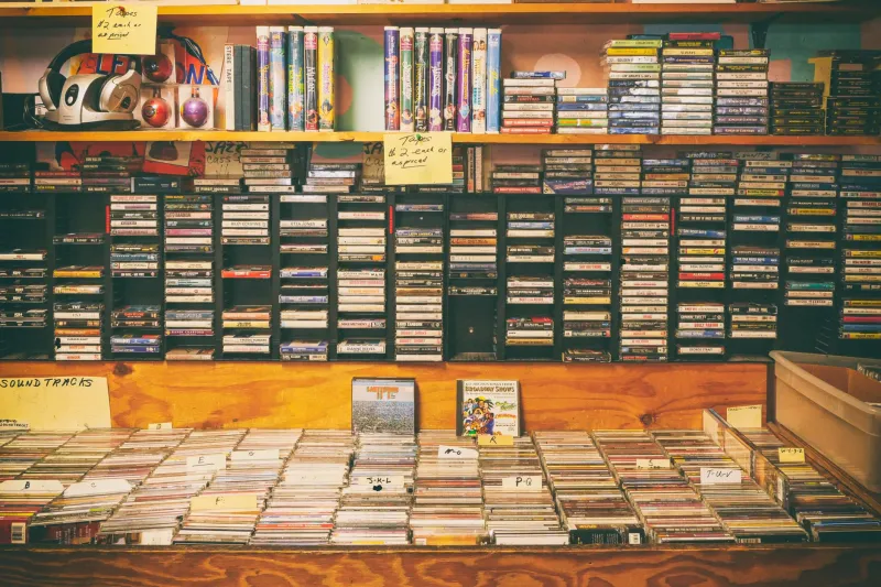 Grooves, Tapes, and Feels: The Vietnamese American Obsession With Owning Music Again