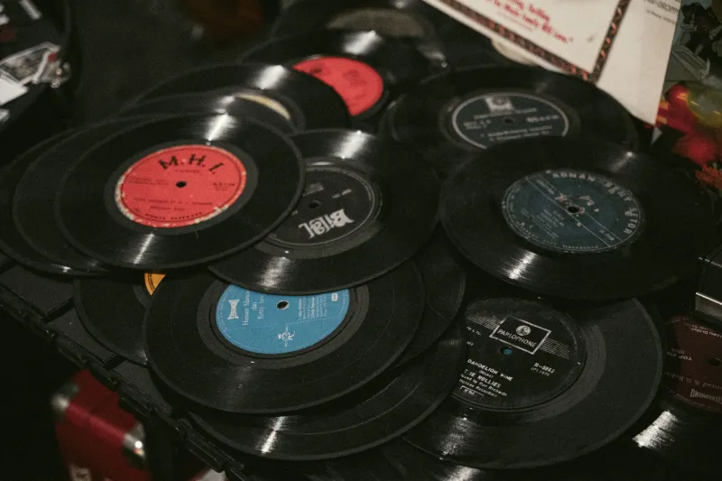 Old Songs, New Ears: Why Vintage Vietnamese Music Is Taking Over American Streaming Charts